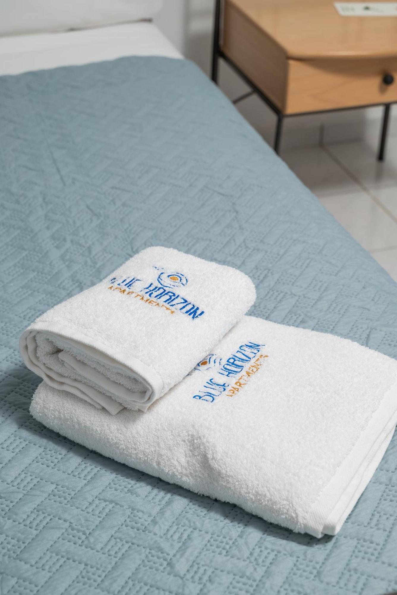 Blue Horizon Apartments Stalís Luaran gambar