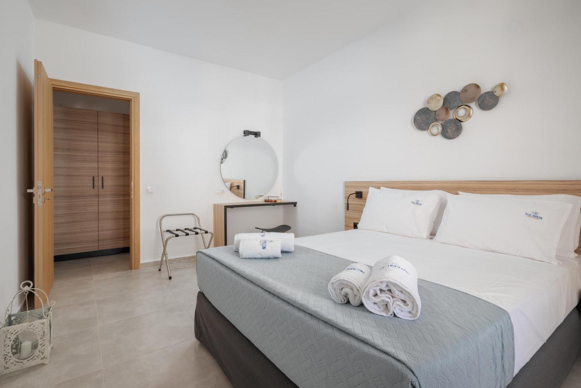 Blue Horizon Apartments Stalís Luaran gambar