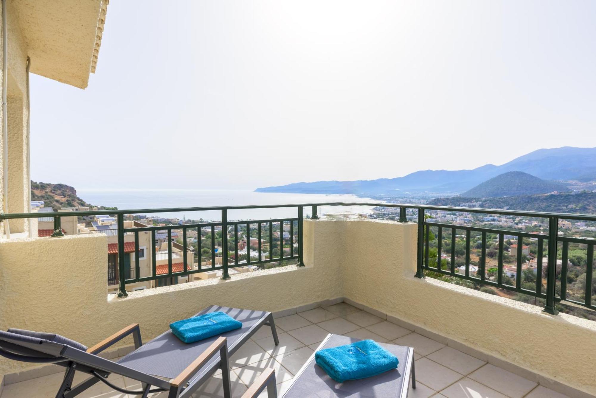 Blue Horizon Apartments Stalís Luaran gambar