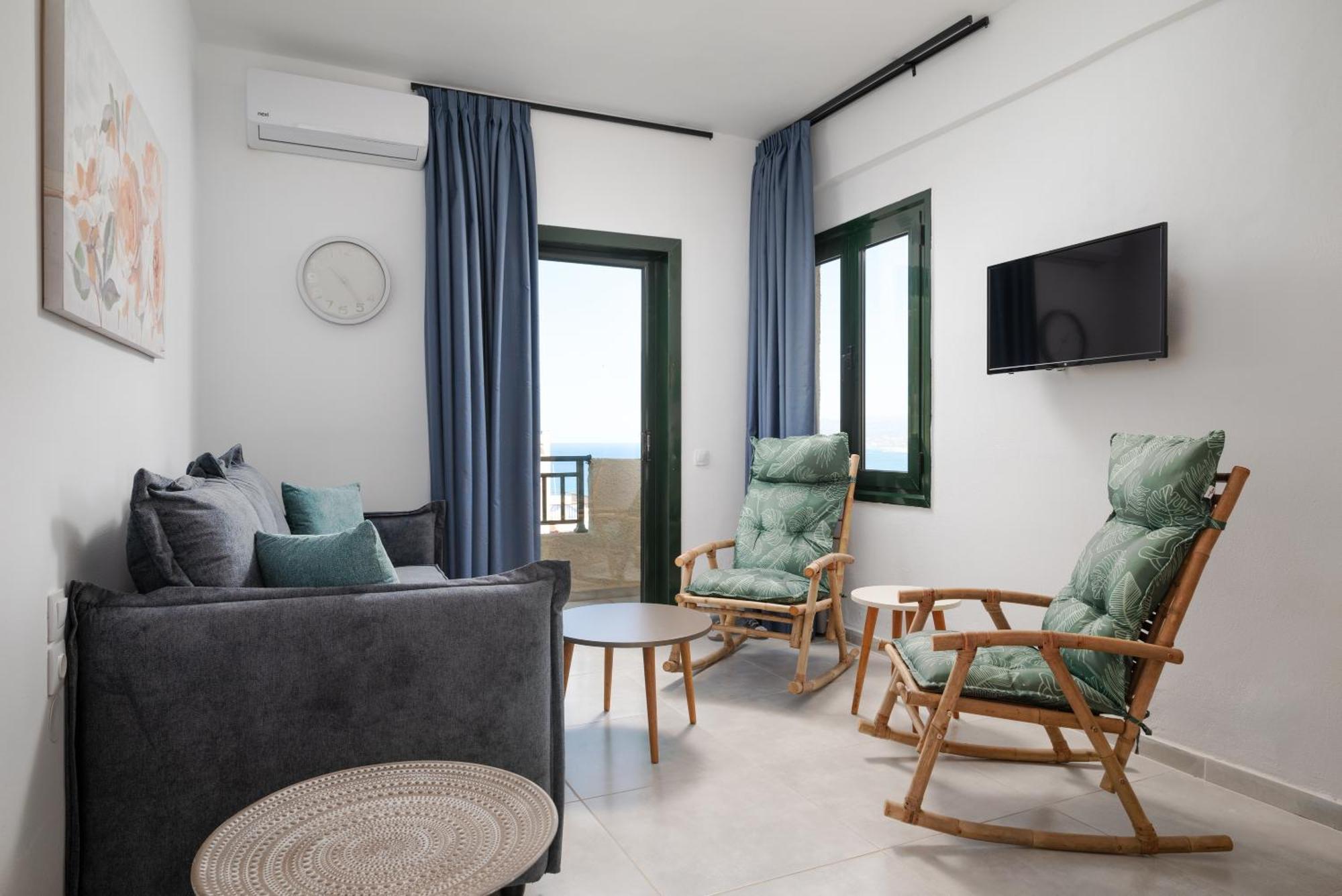 Blue Horizon Apartments Stalís Luaran gambar